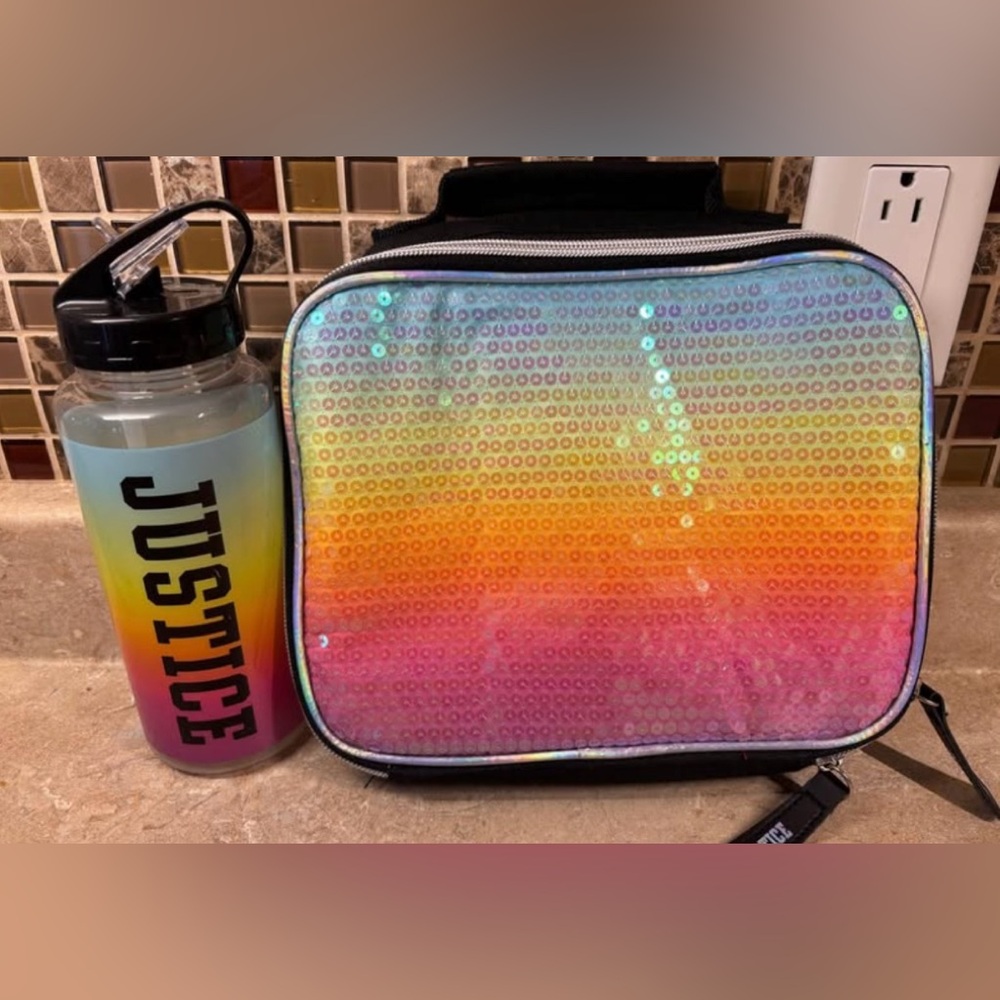 Justice lunch bag and water bottle